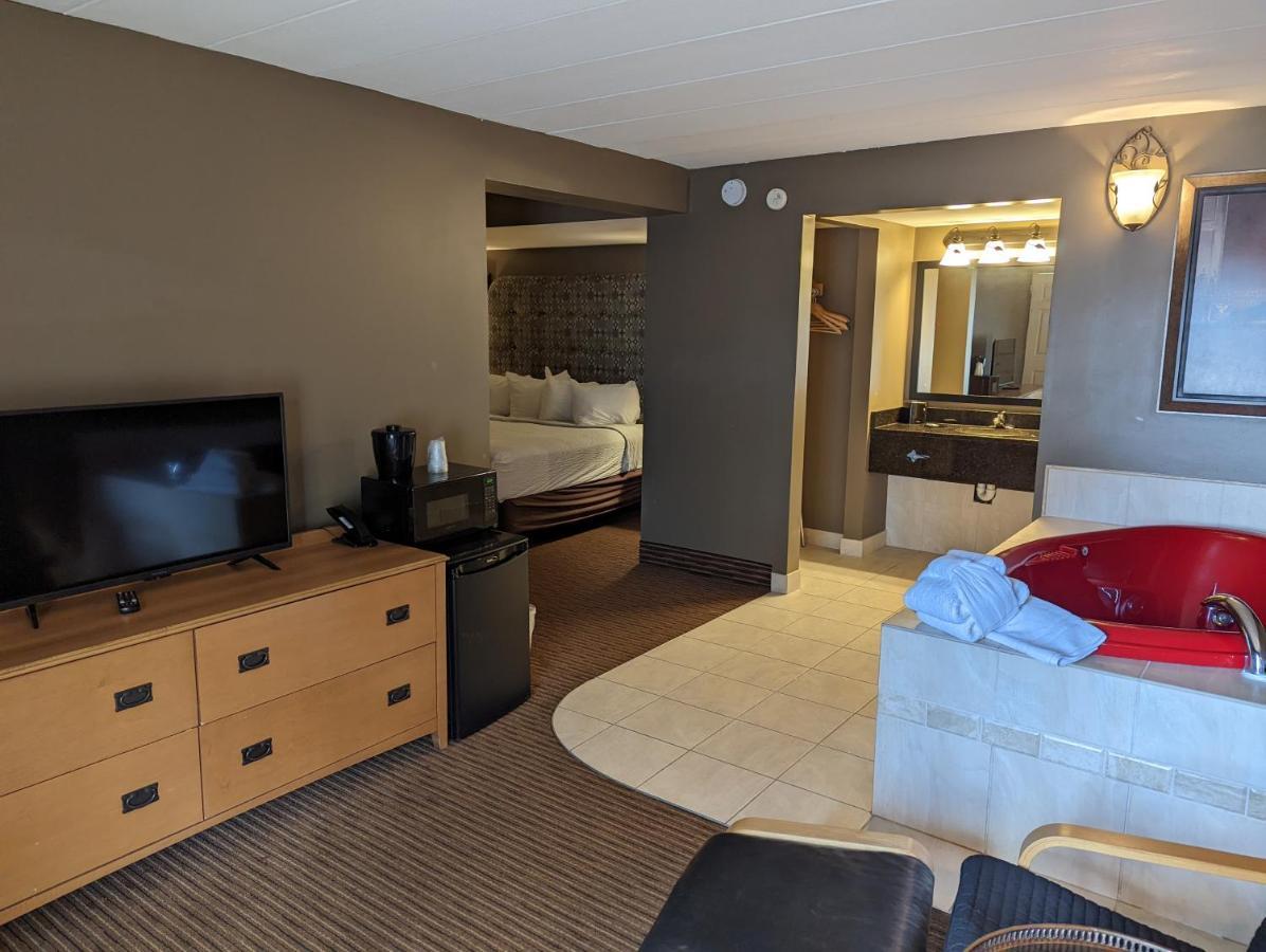 Days Inn By Wyndham Birch Run Luaran gambar