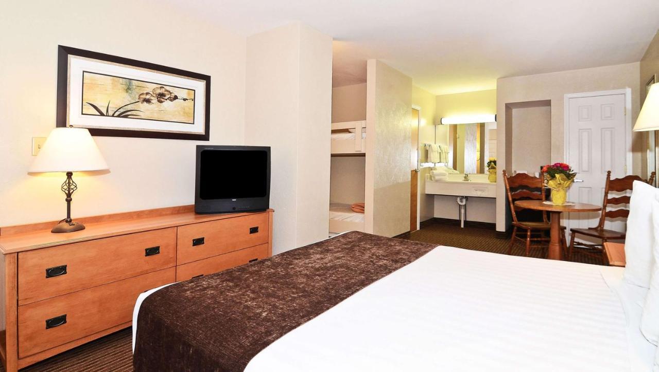Days Inn By Wyndham Birch Run Luaran gambar