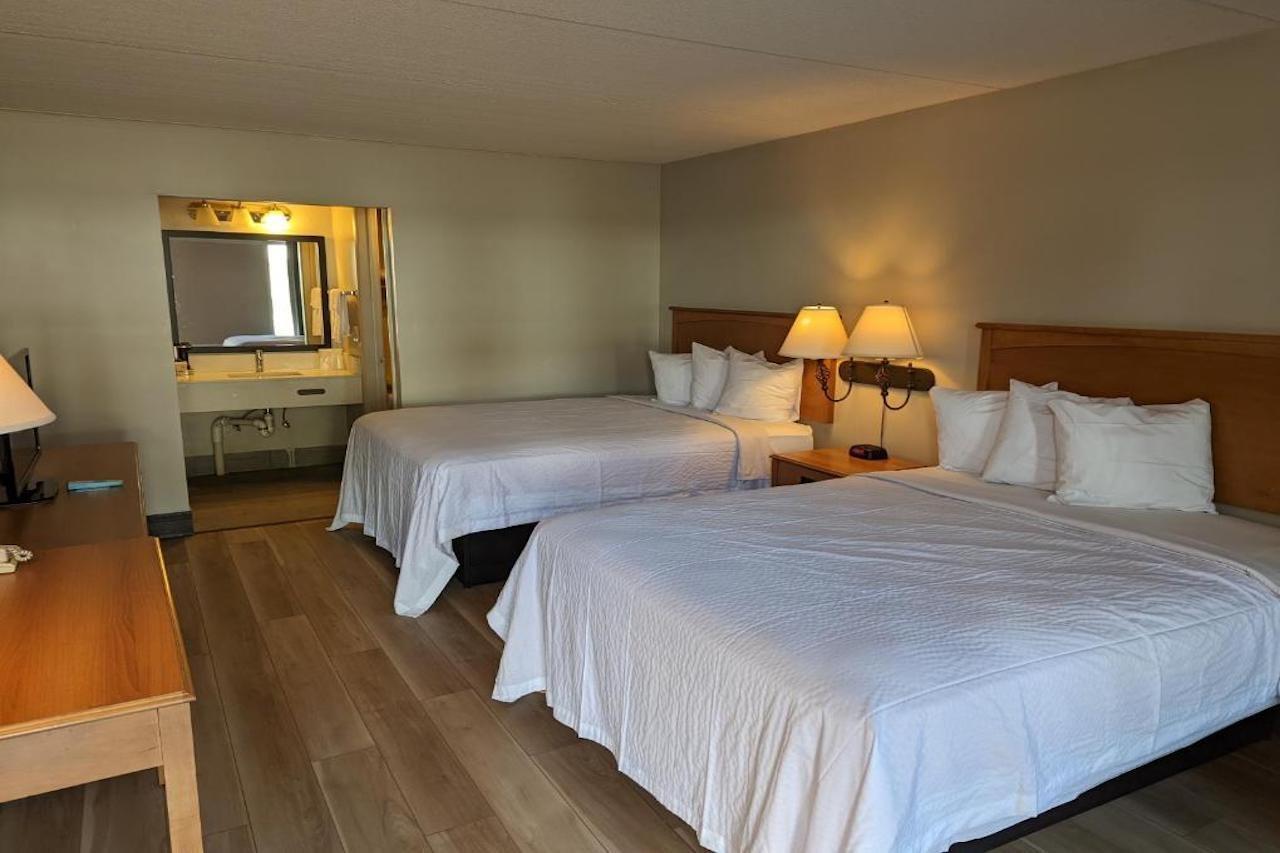 Days Inn By Wyndham Birch Run Luaran gambar
