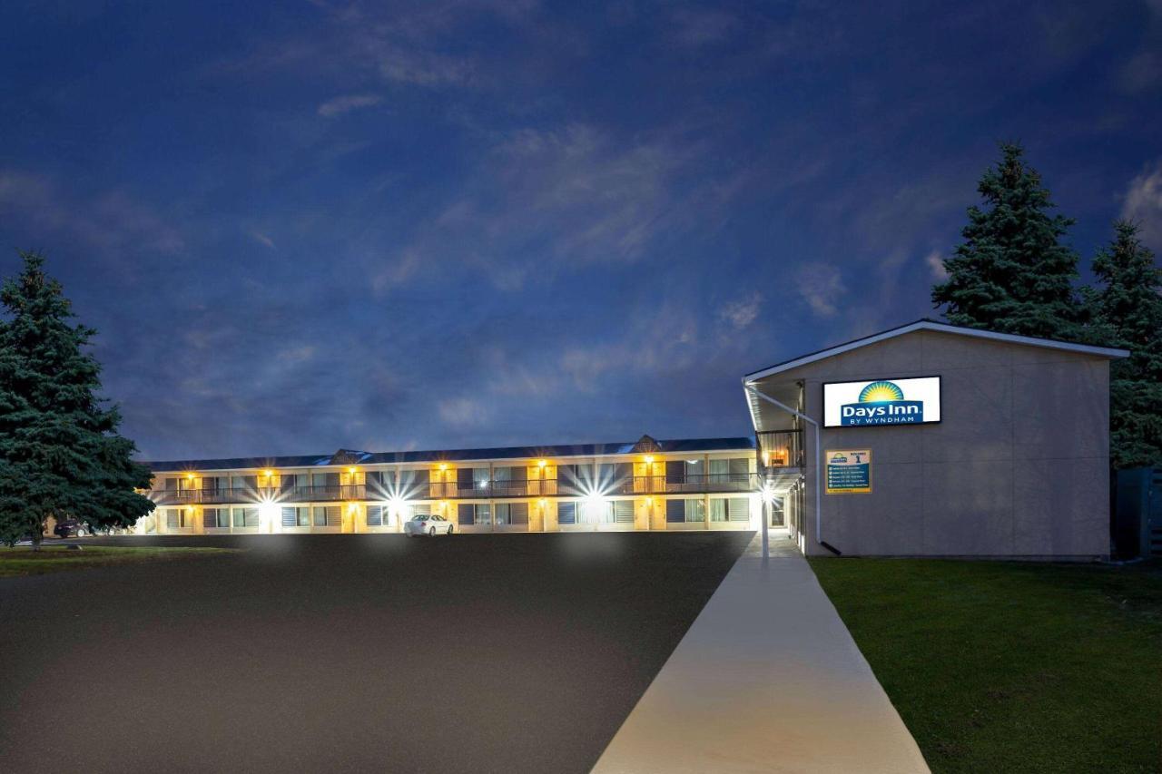 Days Inn By Wyndham Birch Run Luaran gambar