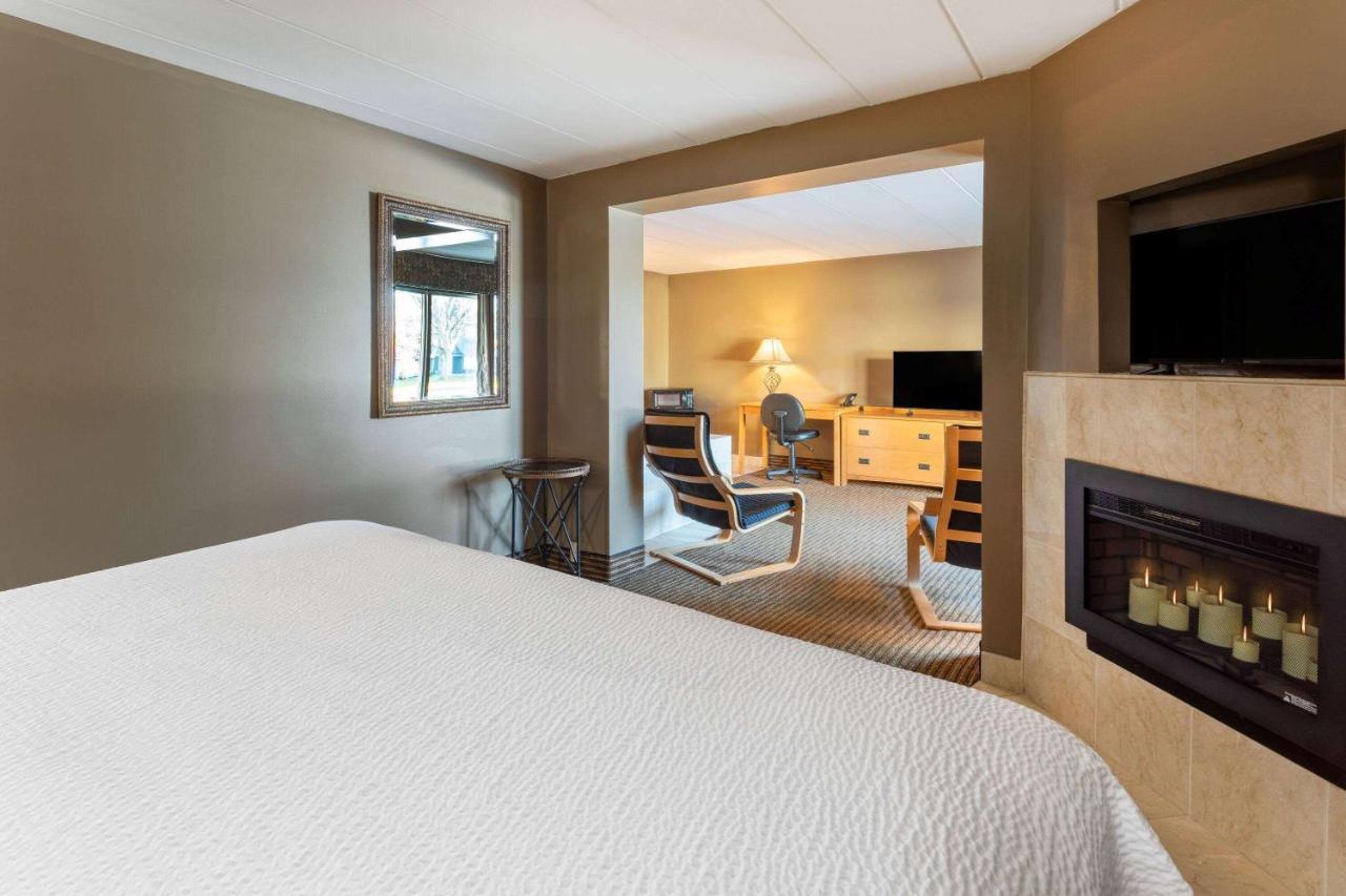 Days Inn By Wyndham Birch Run Luaran gambar